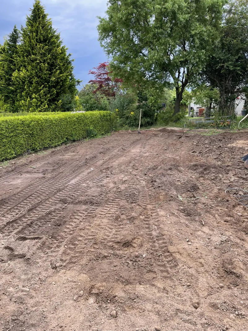 Rollrasen verlegt im Raum Kiel